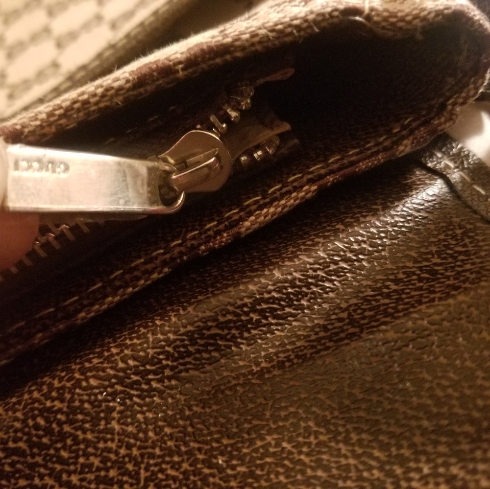 Gucci - Picture 6 of 9